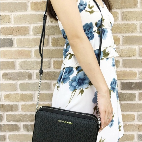 Michael Kors jet set large east west black Signature Crossbody - Picture 4 of 7